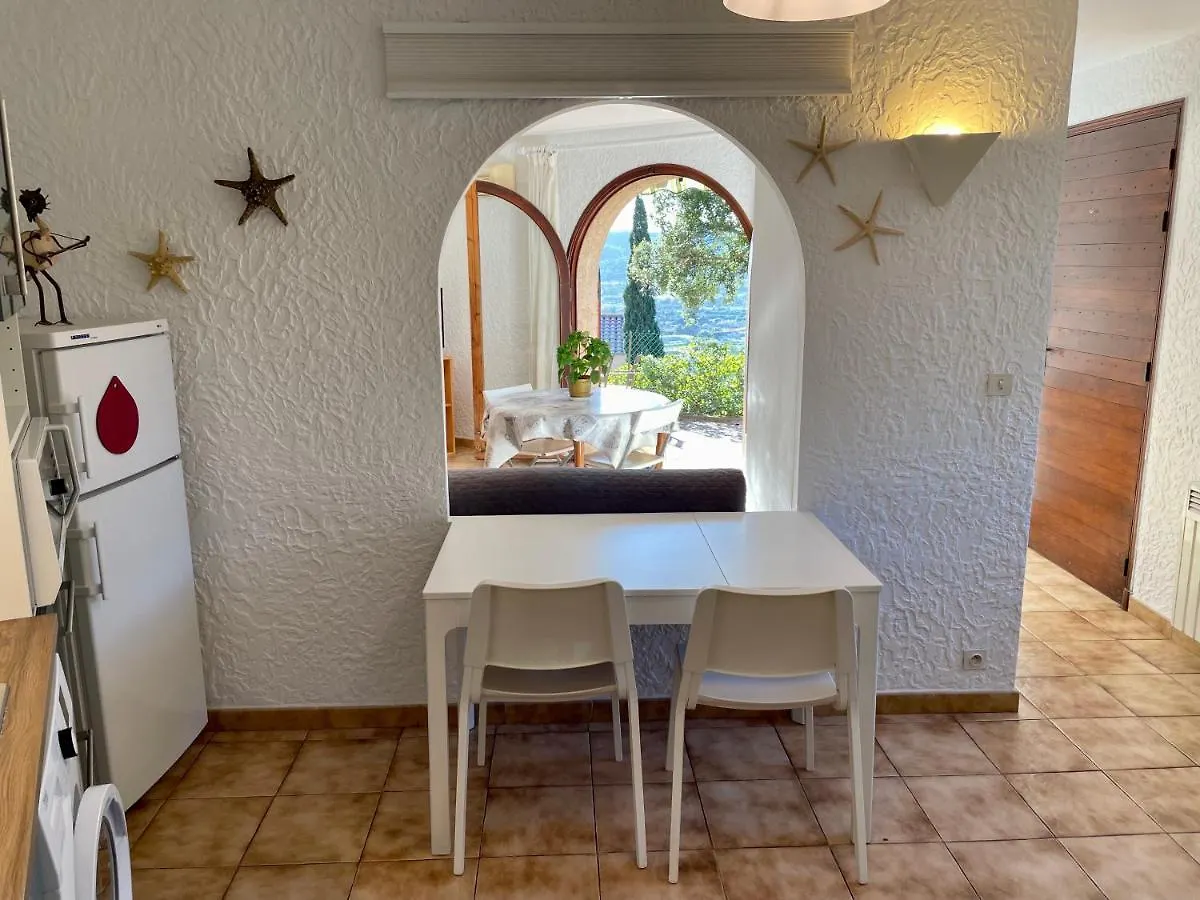 Appartement Hauteur De Hyeres 0*,